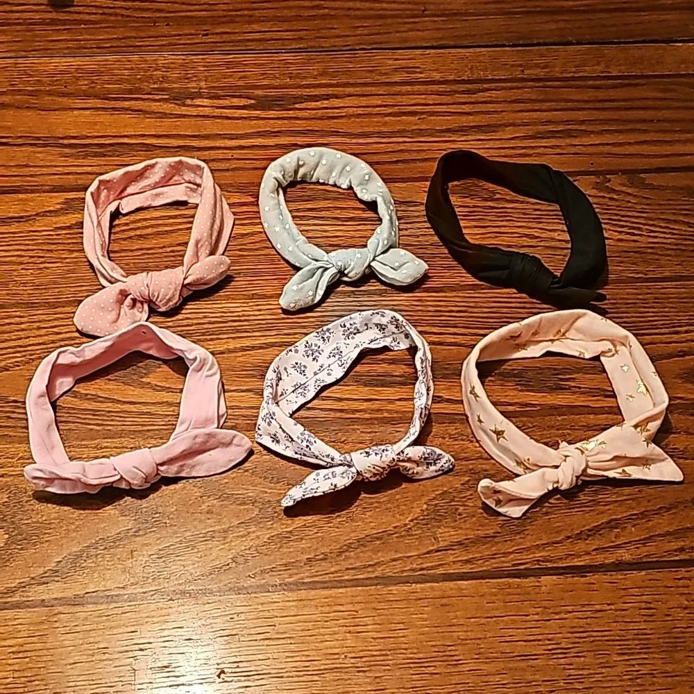 6 Headbands 0-6 Months